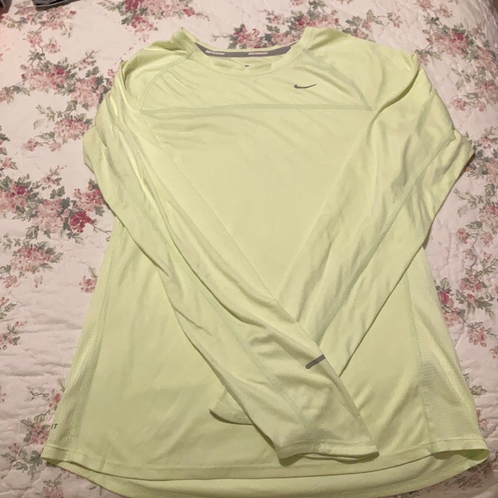 Nike long sleeve top